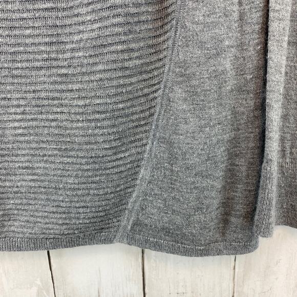 Trouve Angora Blend Ribbed Gray Side Panel Long Sleeve Scoop Sweater Size Medium - Picture 6 of 10